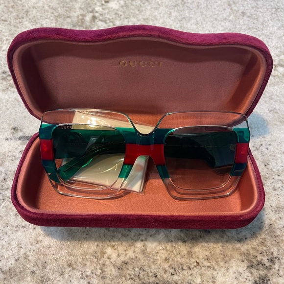 GUCCI GG0178S Oversized Sunglasses - Picture 3 of 9